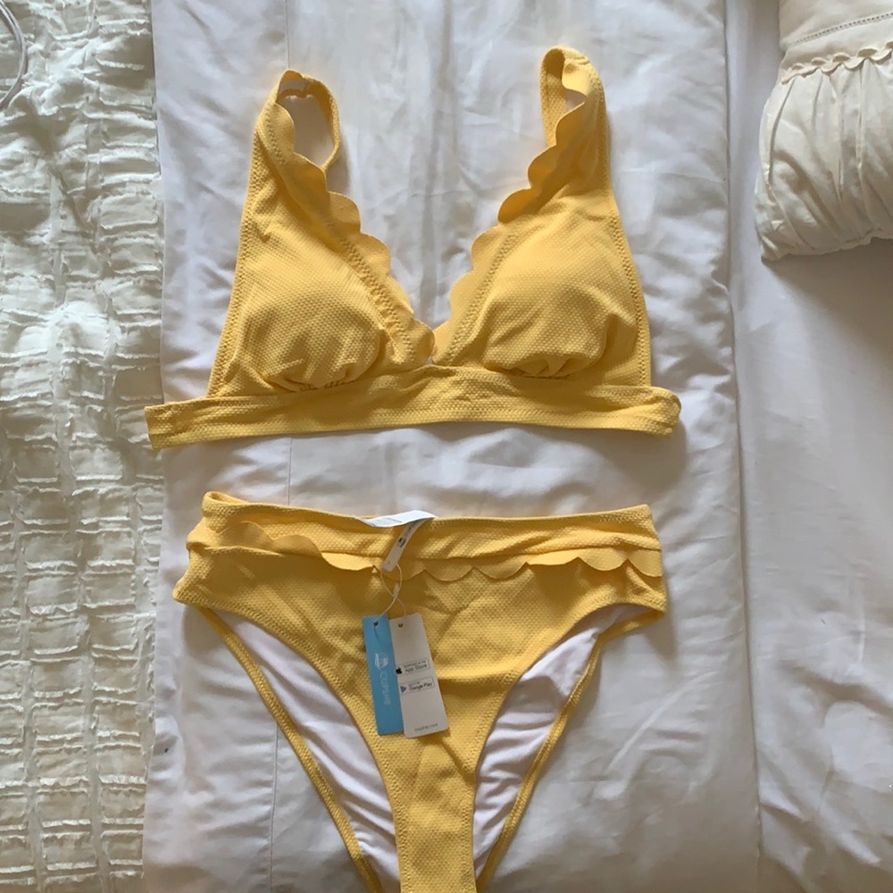 Yellow bikini